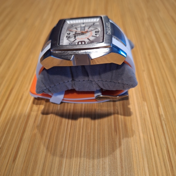 Diesel Watch - Picture 2 of 5